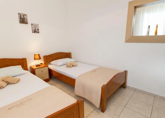 公寓 Vryzas Ofrínion